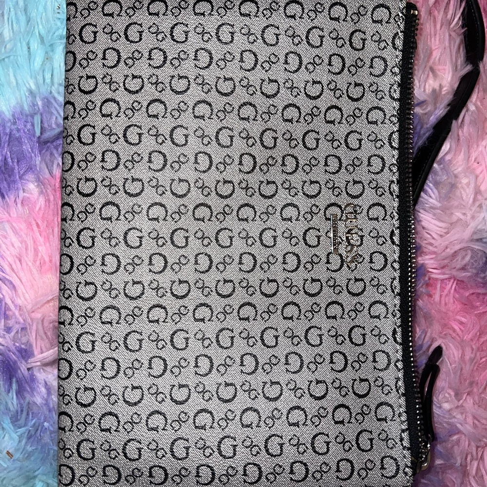 GUESS women’s purse - Picture 10 of 10